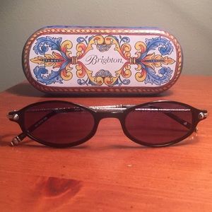 Brighton sunglasses. Style “wipeout”.